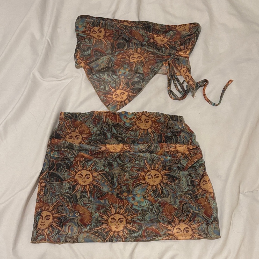 Sun and Moon Print Skirt and Scarf Set